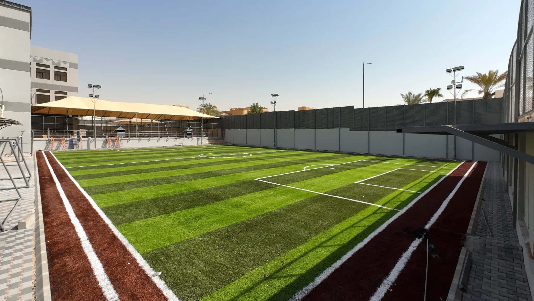 01-005 الملاعب الرياضية 5